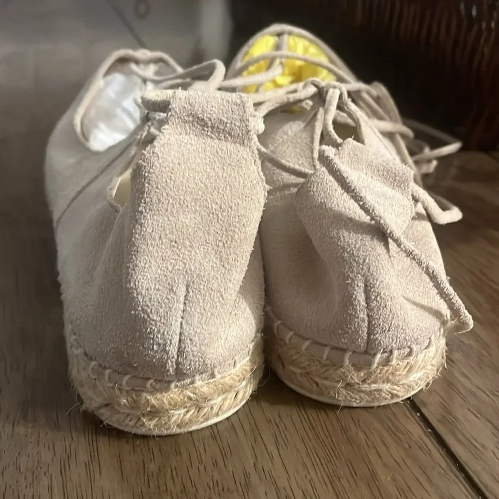 STEVE MADDEN Errin tan suede spadrille size 10B